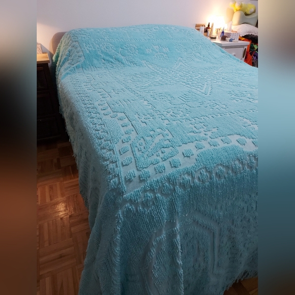 Turquoise vintage blanket - Picture 1 of 8